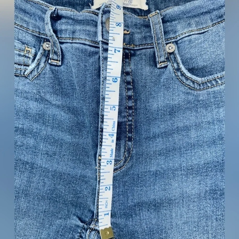 Free People- We The Free- Busted Knee, skinny jeans -‎ sz 25